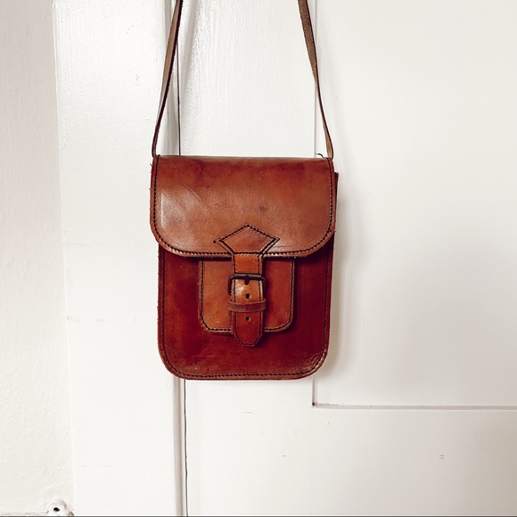 HANDMADE PERUVIAN leather satchel - Picture 2 of 10